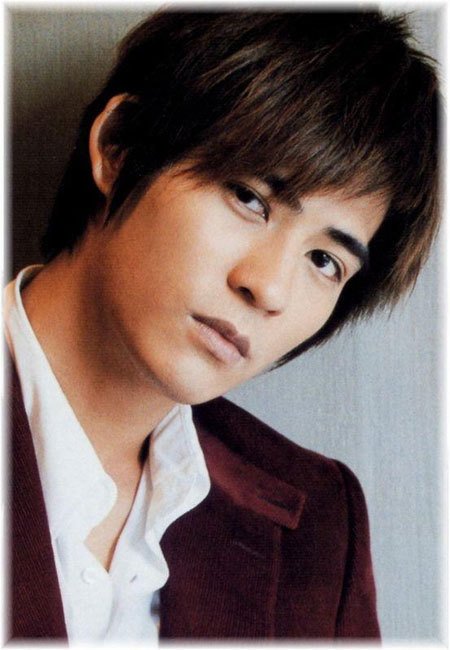 周渝民(vic chou),1981年6月9日出生于中国台湾的男演员,歌手,f4组合