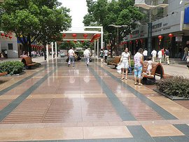 江阴人民路步行街