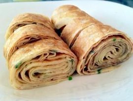 鸡蛋香葱卷饼
