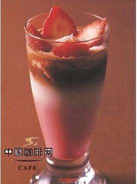 冰草莓咖啡拿铁