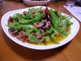 青椒炒牛肉丝
