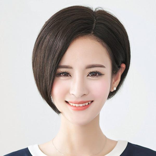 奔四奔五妈妈有白发不要染,今年流行的发型,显