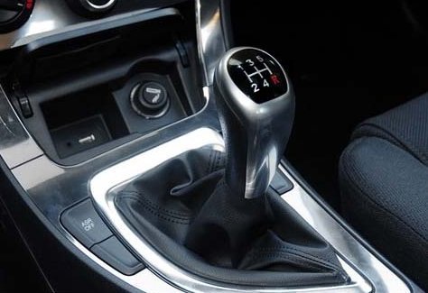 手动挡汽车换挡技巧 五大技巧让您驾驶自如