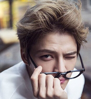 男生头发有点卷怎么办?_360问答