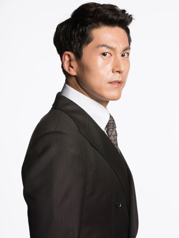 韩光勋|柳秀荣 "拥有聪明的头脑,出众的外貌,充满魅力的徐仁爱的初恋!